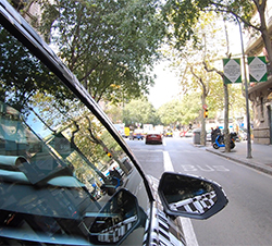 Coches y semáforos que hablan