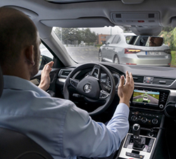 Sigue al vehículo de Skoda